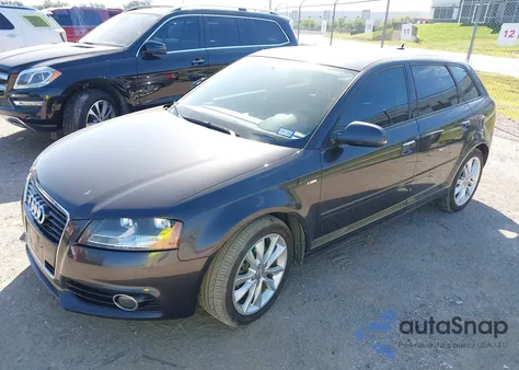 2013 Audi A3 2.0T Premium из США, поврежденный, VIN WAUBEAFM1DA002962